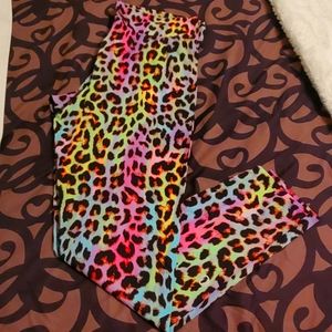 DonaJo Cheetah/Leopard Print Leggings Size 3 or L
